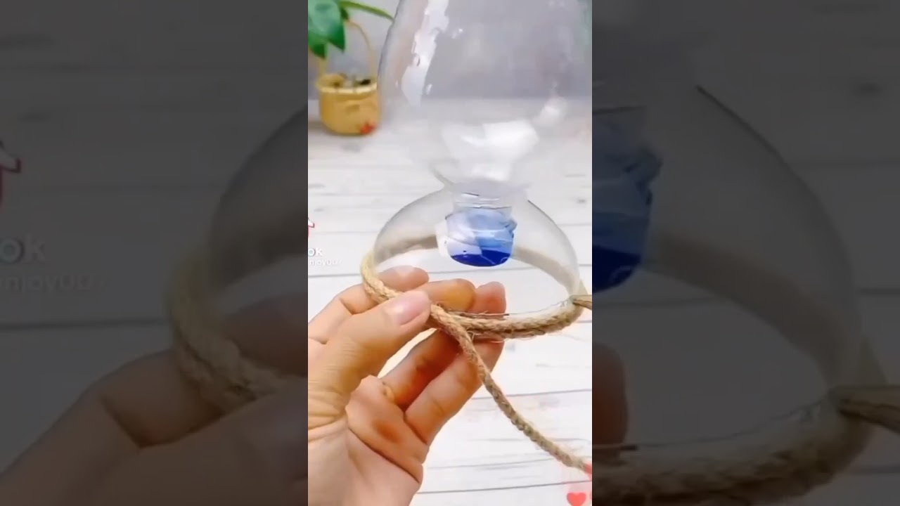 How to make plastic bottle plant pot // easy ideas 002