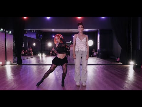 Tinze sensual choreography // Rakasta mua, rakasta mua, rakasta - Sara Siipola