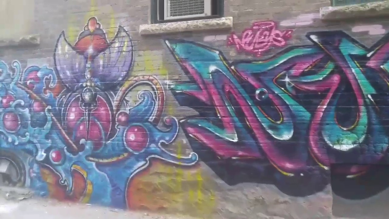 Winnipeg Graffiti Wall - 65 Albert Street