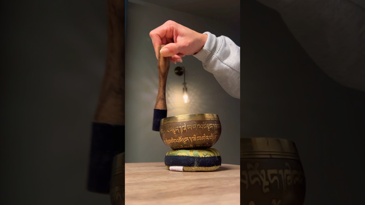 Tibetan Healing Music •  Remove Negative Energy & Cleanse The Aura #singingbowl #shorts #fyp