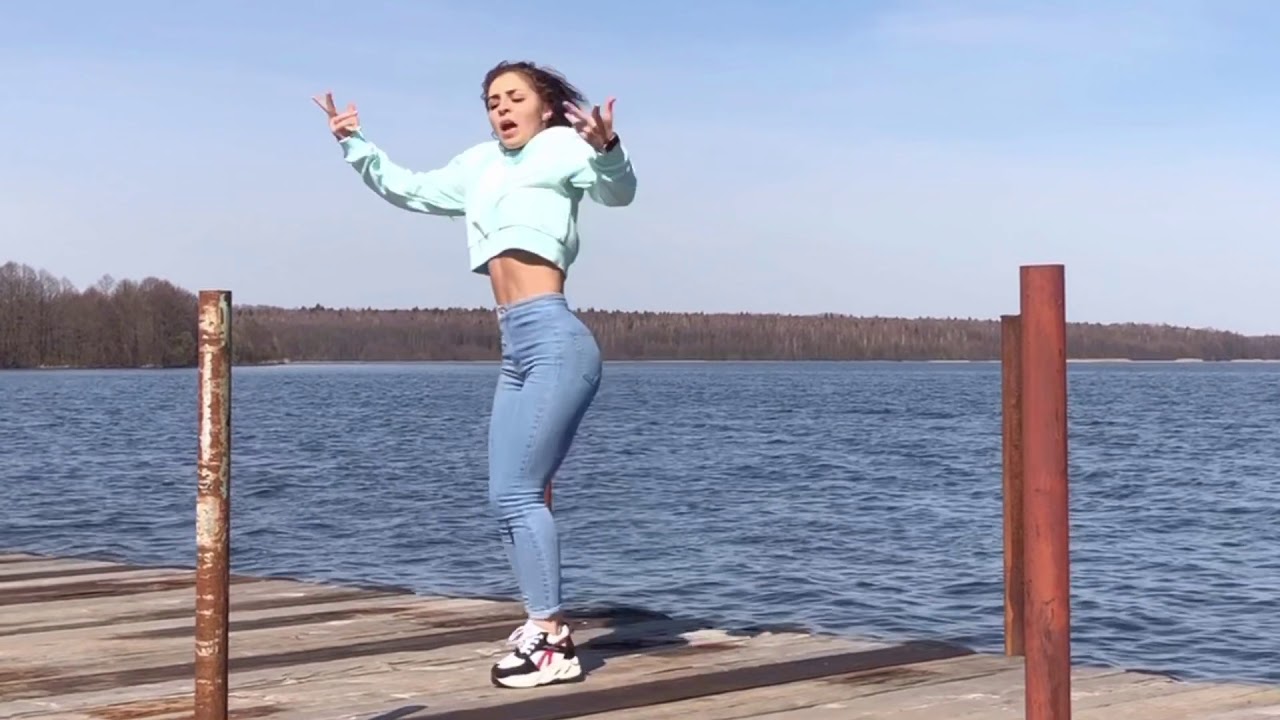 Tasyamini Cute Dance for April 15th