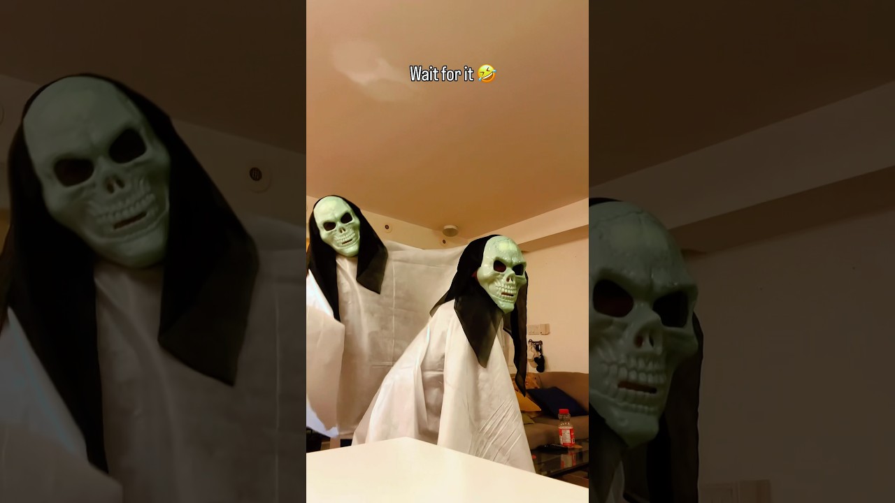 Did they really do that??? 👻😆 #fyp #twerking #halloween #viralshorts