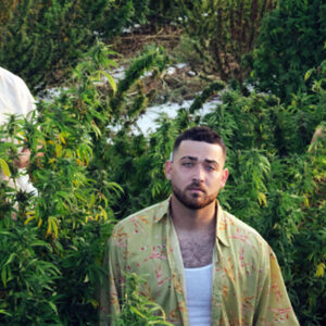 Está Bueno: Watch Los Rivera Destino's High Tune, 'Mis Amigos'