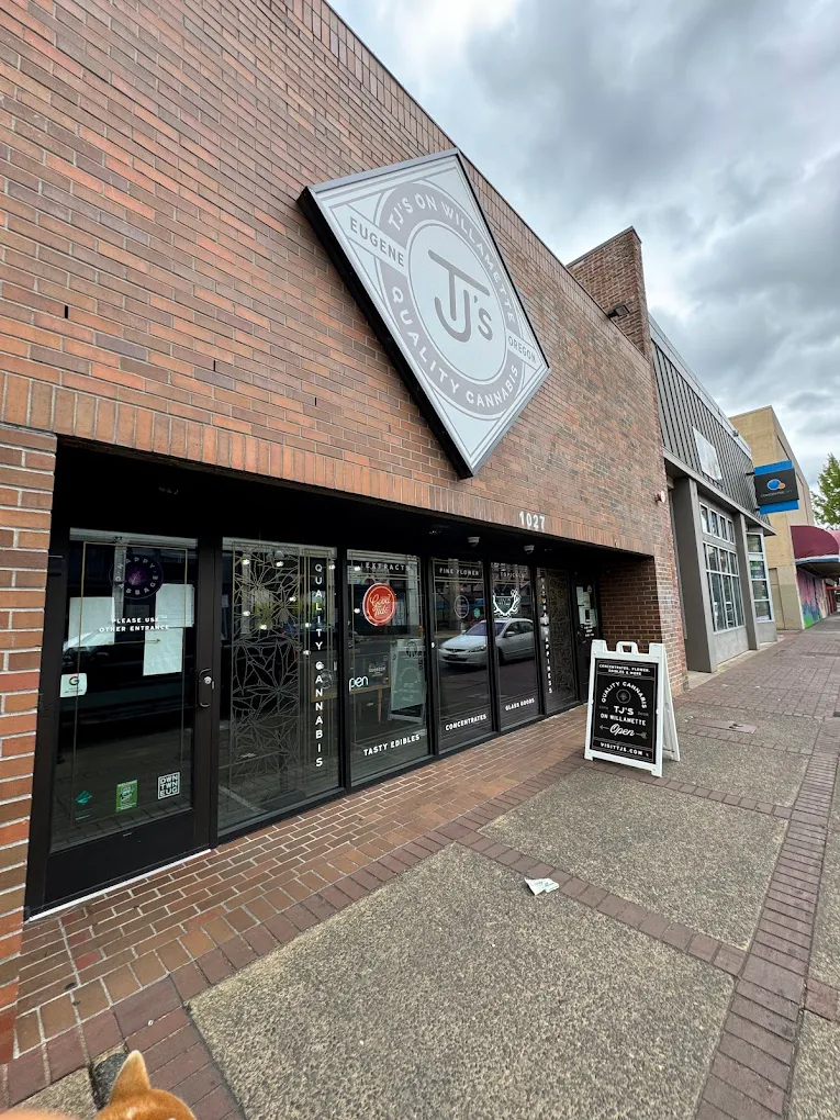 TJs on Willamette
