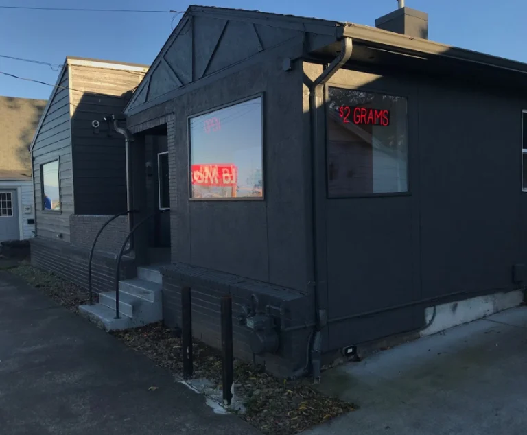 La Mota Sandy Blvd 768x634