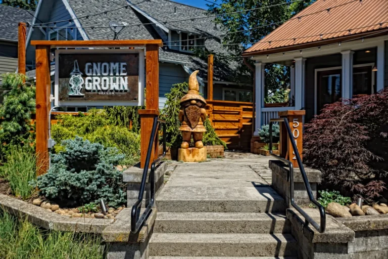 Gnome Grown Alberta 768x512