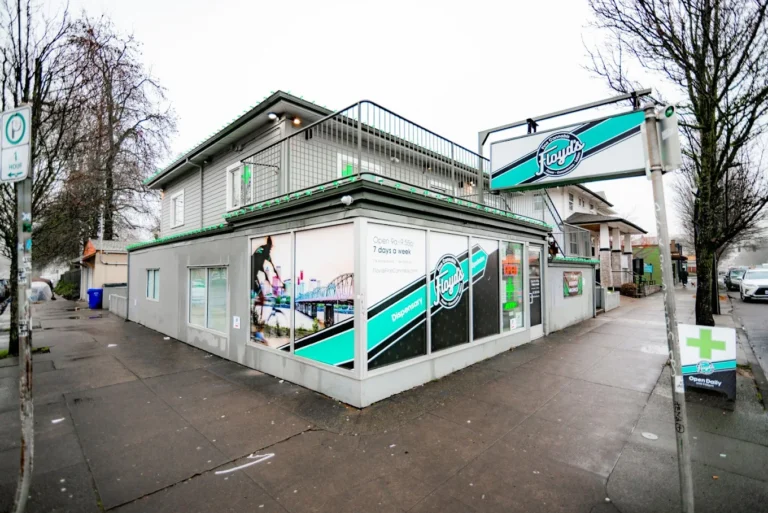 Floyds Fine Cannabis Broadway 768x513