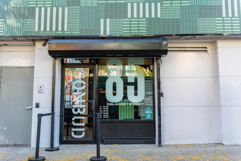 CONBUD Dispensary NYC 768x512