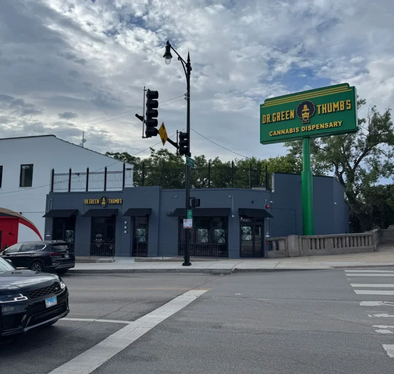 Dr. Greenthumbs Cannabis Dispensary BucktownSheffield Chicago 768x729