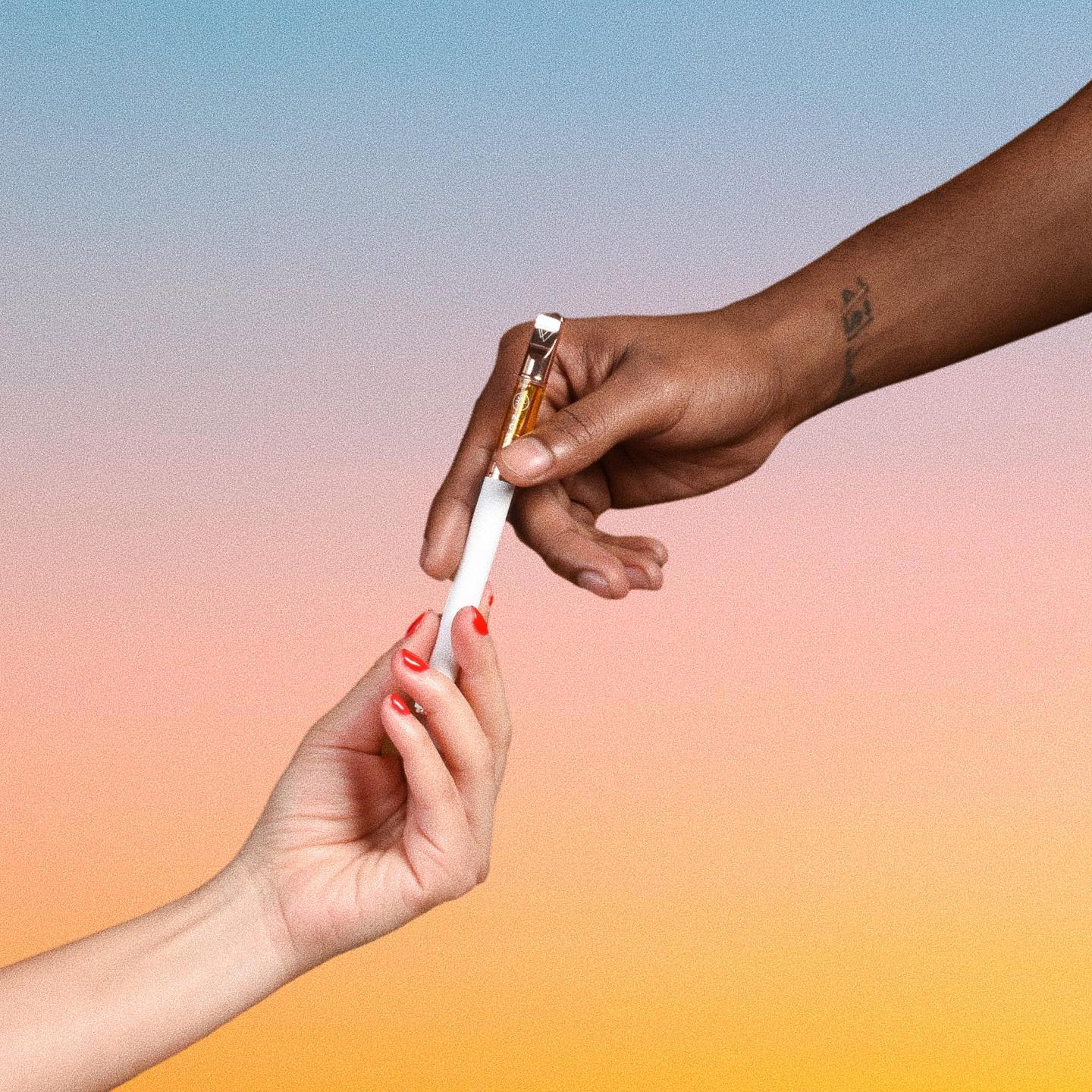 The Best CBD Vape Pens to Help You Stay Calm On-The-Go The Best CBD Vape Pens to Help You Stay Calm On-The-Go