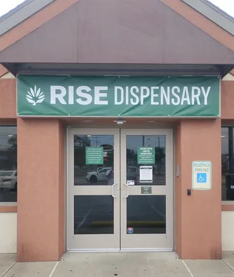 RISE Lebanon Exterior desk 1