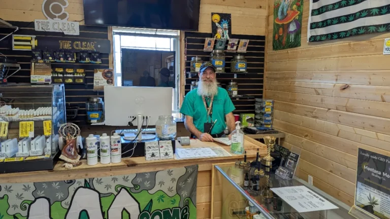 uncle bucks dispensary glass shop 768x432