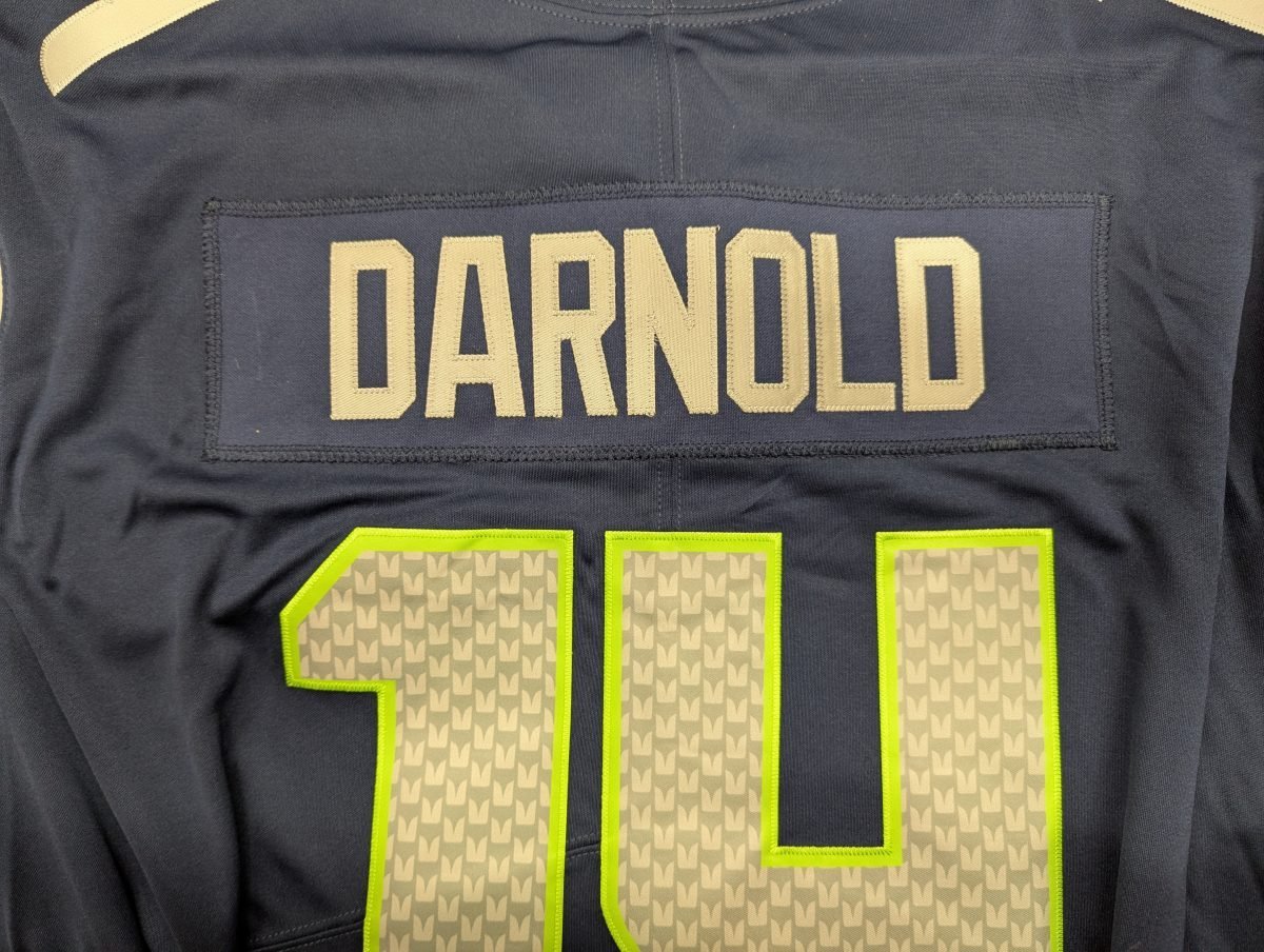 Navy DARNOLD nameplate