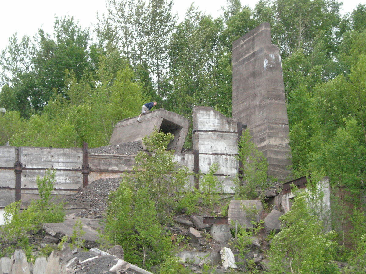 25