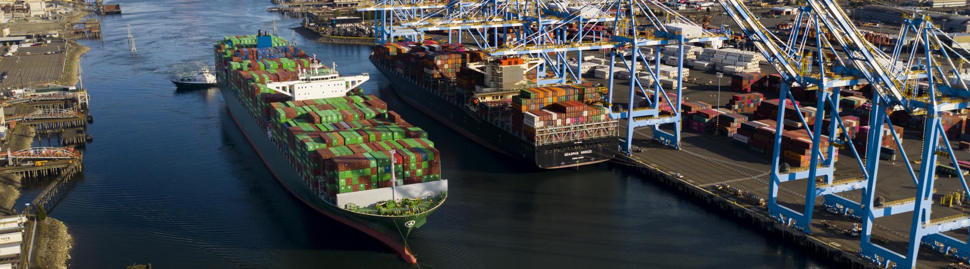A tug pulling a big ship