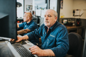mechanics planning Bucky's Auto Repair Federal Way