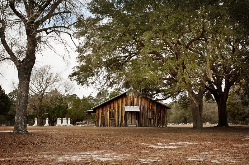 This record contains 10 images of High Bluff Primitive Baptist.