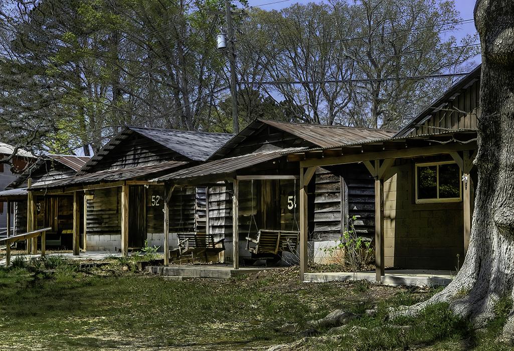 This record contains 8 images of Holbrook Campground.