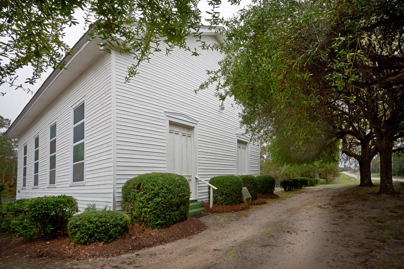 This record contains 6 images of Ebenezer Presbyterian.