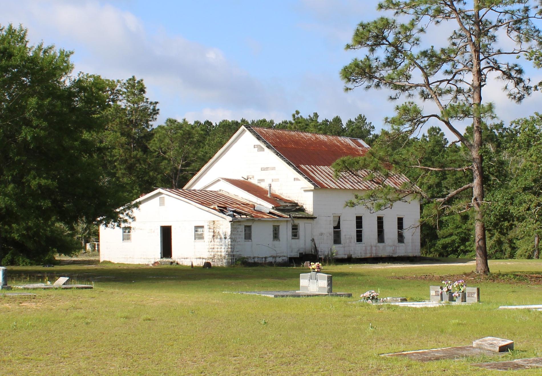 This record contains 1 image of Hatoff Baptist/Mt McCrae.
