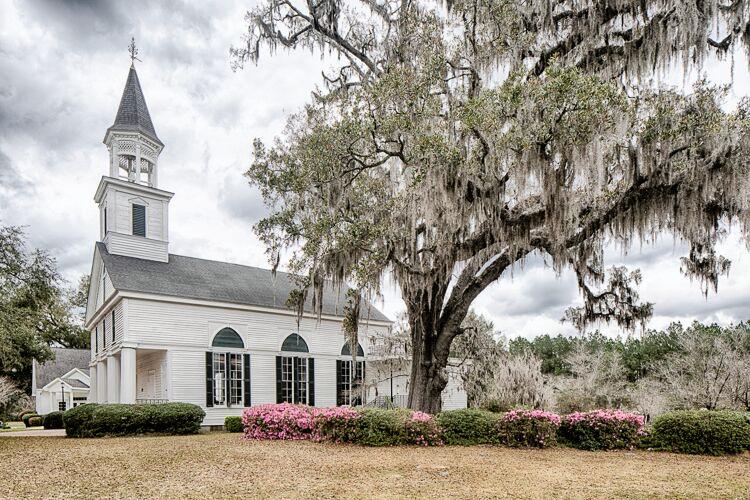 This record contains 9 images of Flemington Presbyterian.