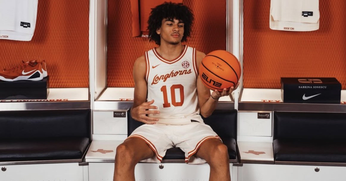 Texas lands commitment from elite 2026 guard Austin Goosby