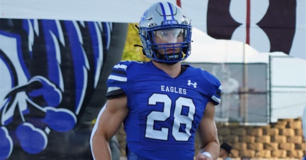 RB Jett Walker flips from Minnesota to Texas