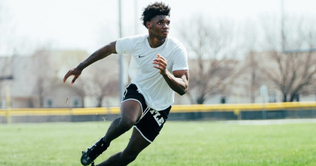 Texas hosting elite WR Monshun Sales this week