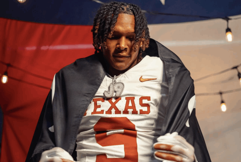 Boom! Longhorns land CB John Meredith