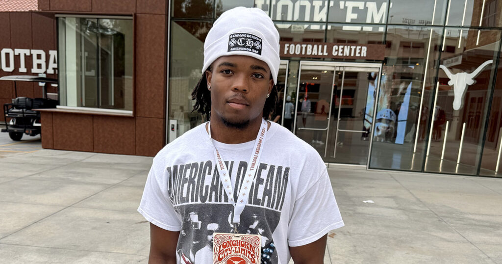The 3-2-1: Texas working on a flip; and that silent commit