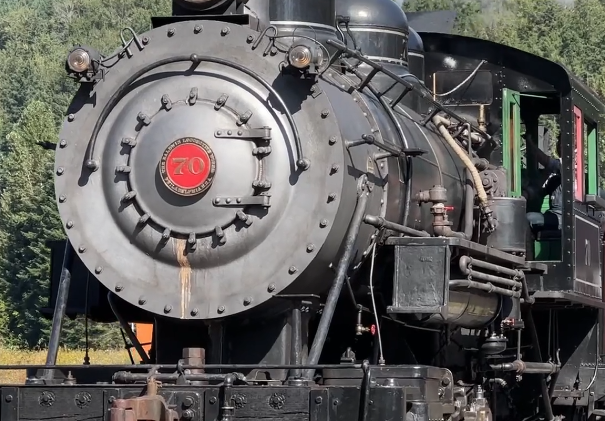 Closeup photo of the front of a train