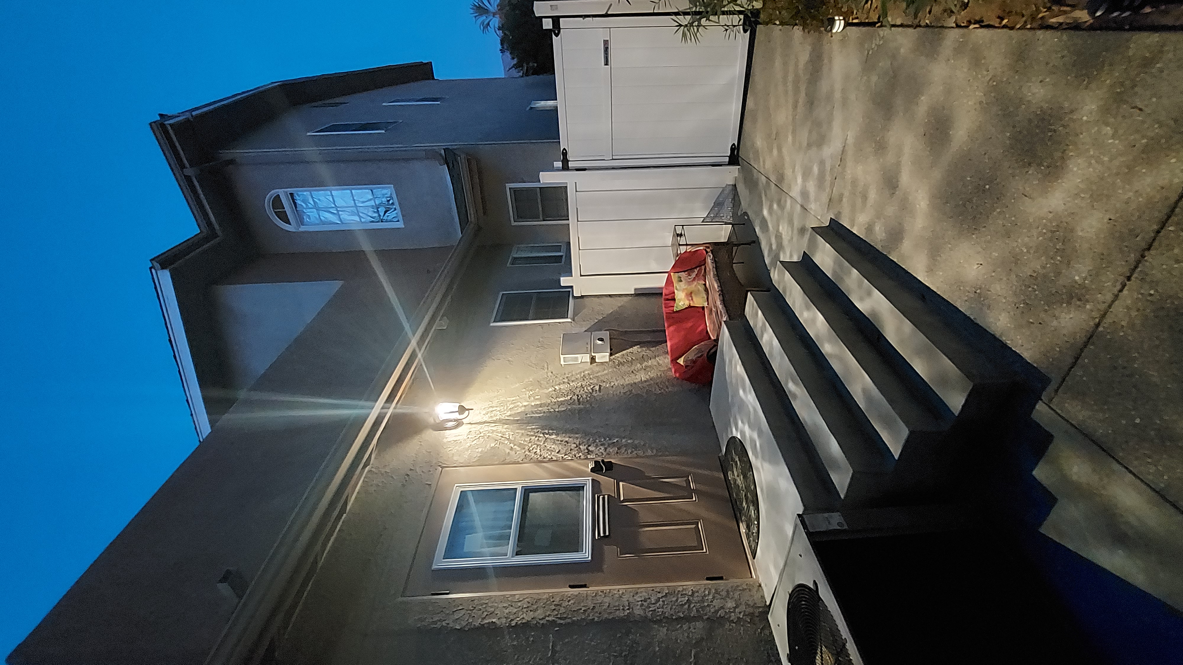 Fully.Furnished. Apartment. Sunland