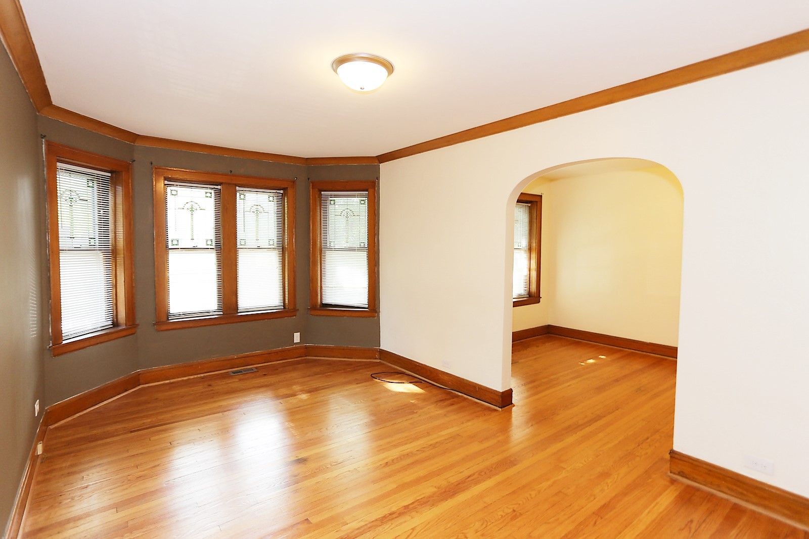 3842 44 N. Bernard St.