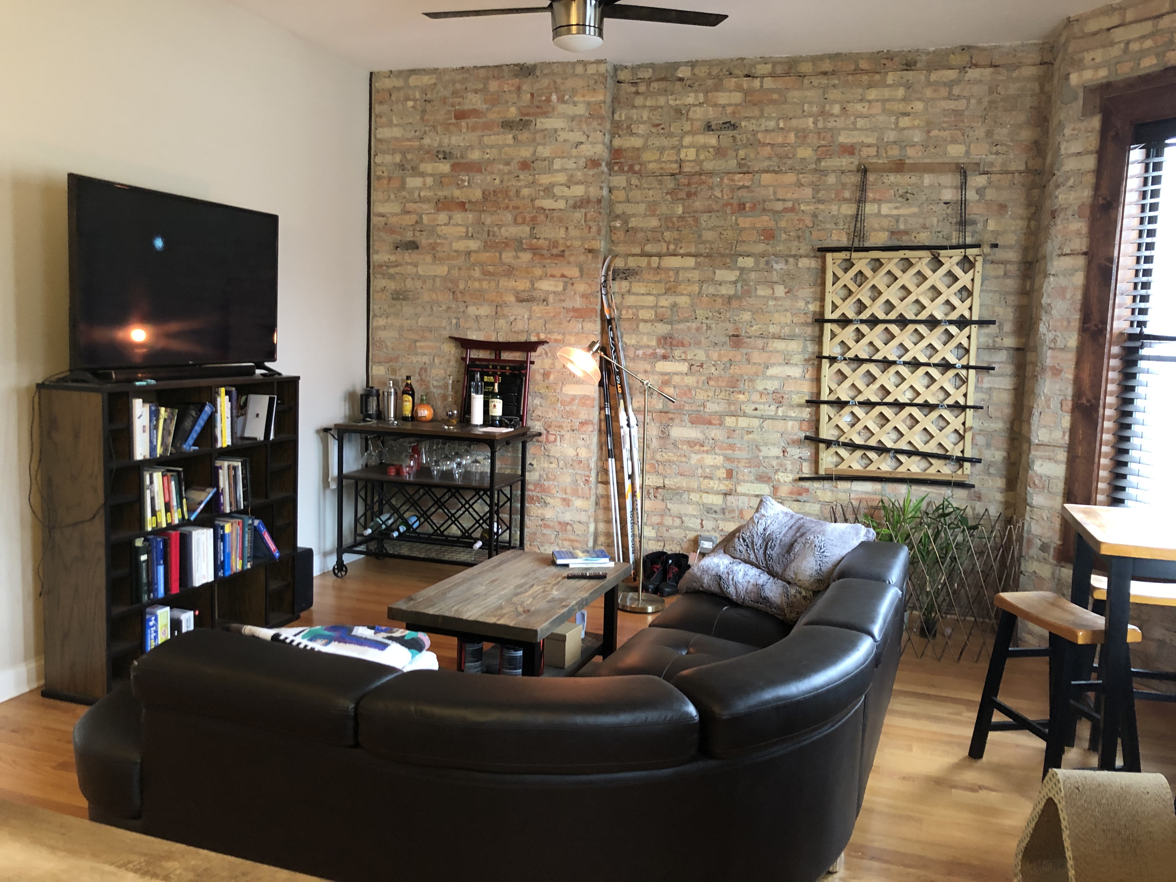 1756 58 W. Montrose Ave.