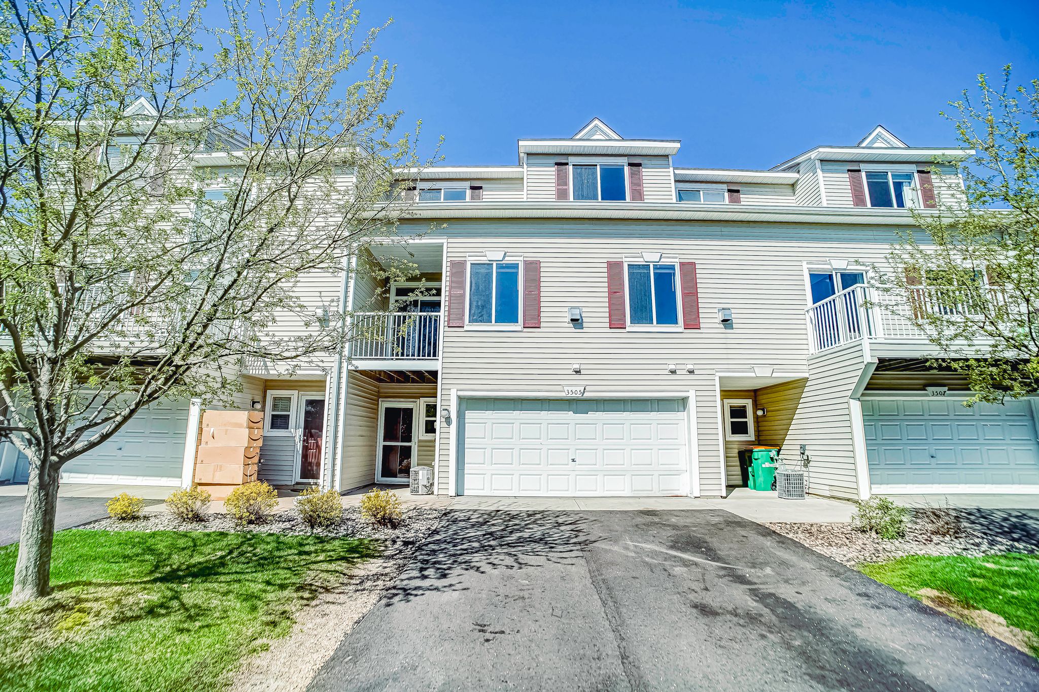 3505 Abercrombie Ln