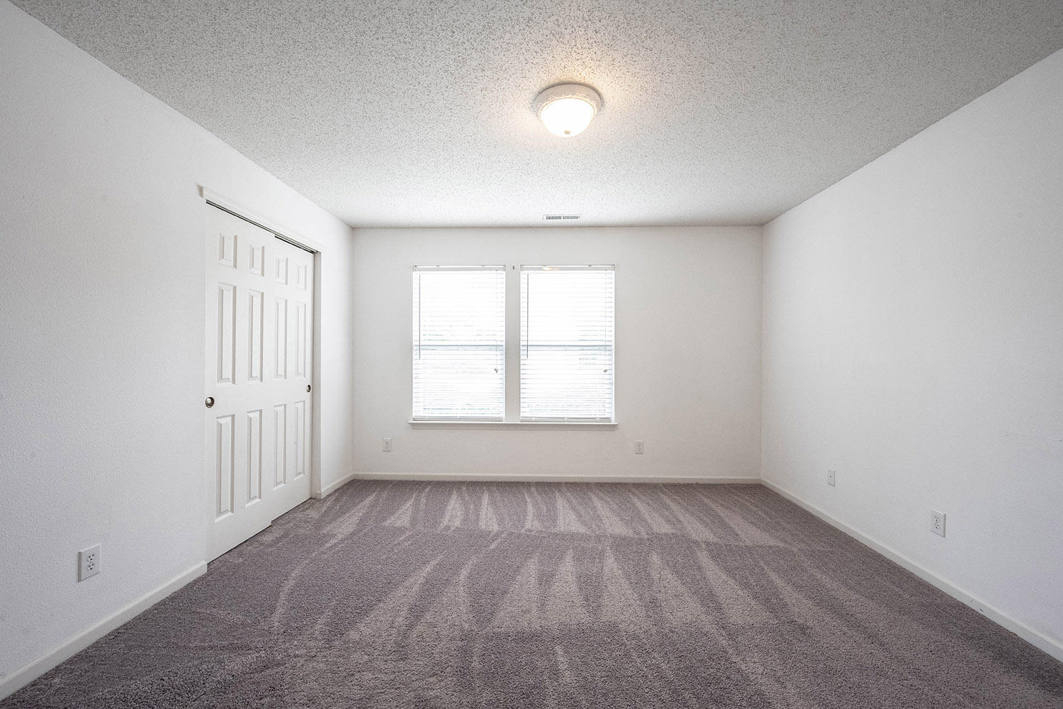 10290 Tournon Dr