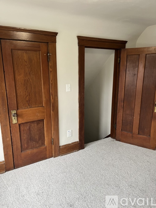 2687 East 128th Street, Unit Upstairs, Cleveland | Rental Listings