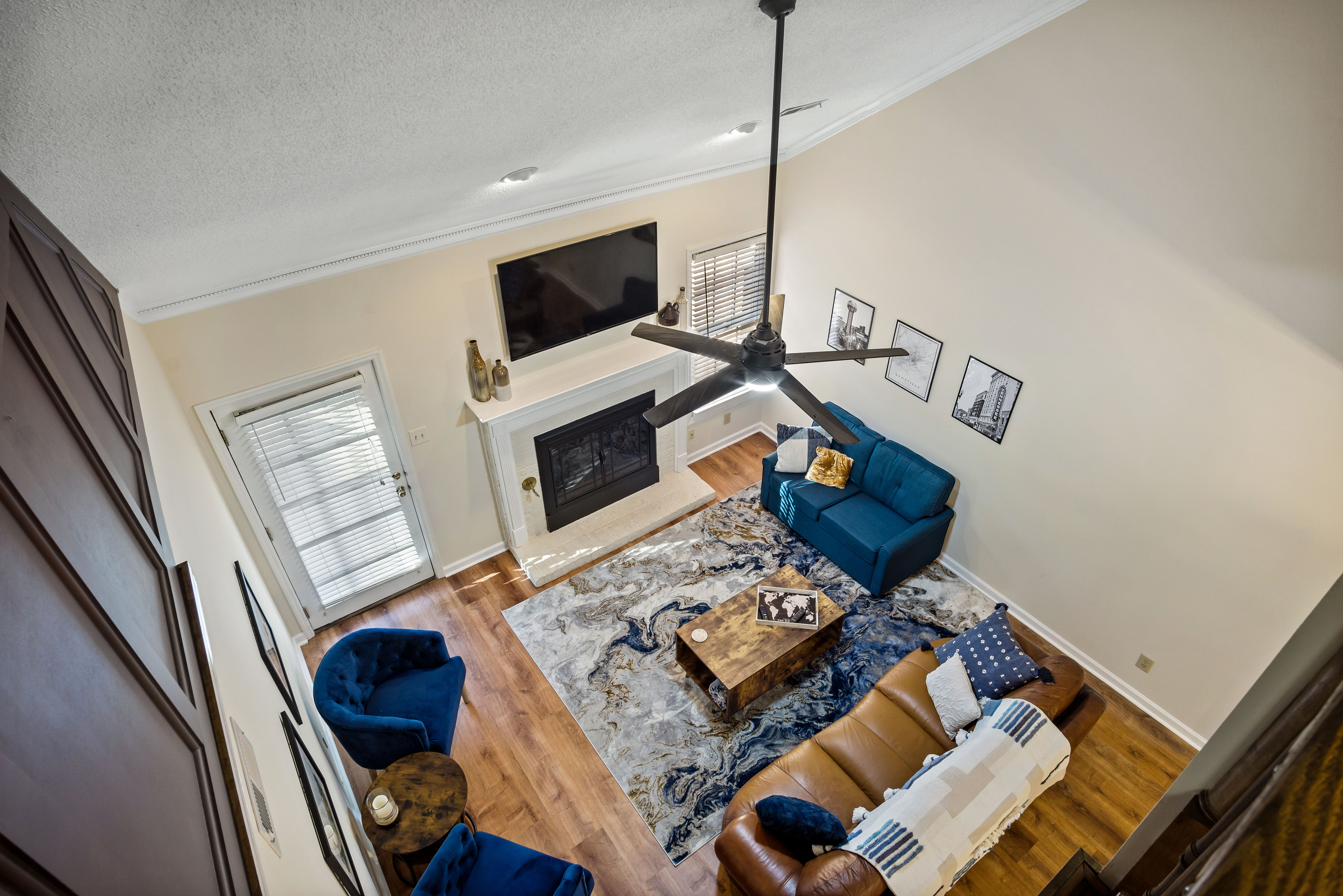 10425 Raven Brook Ln