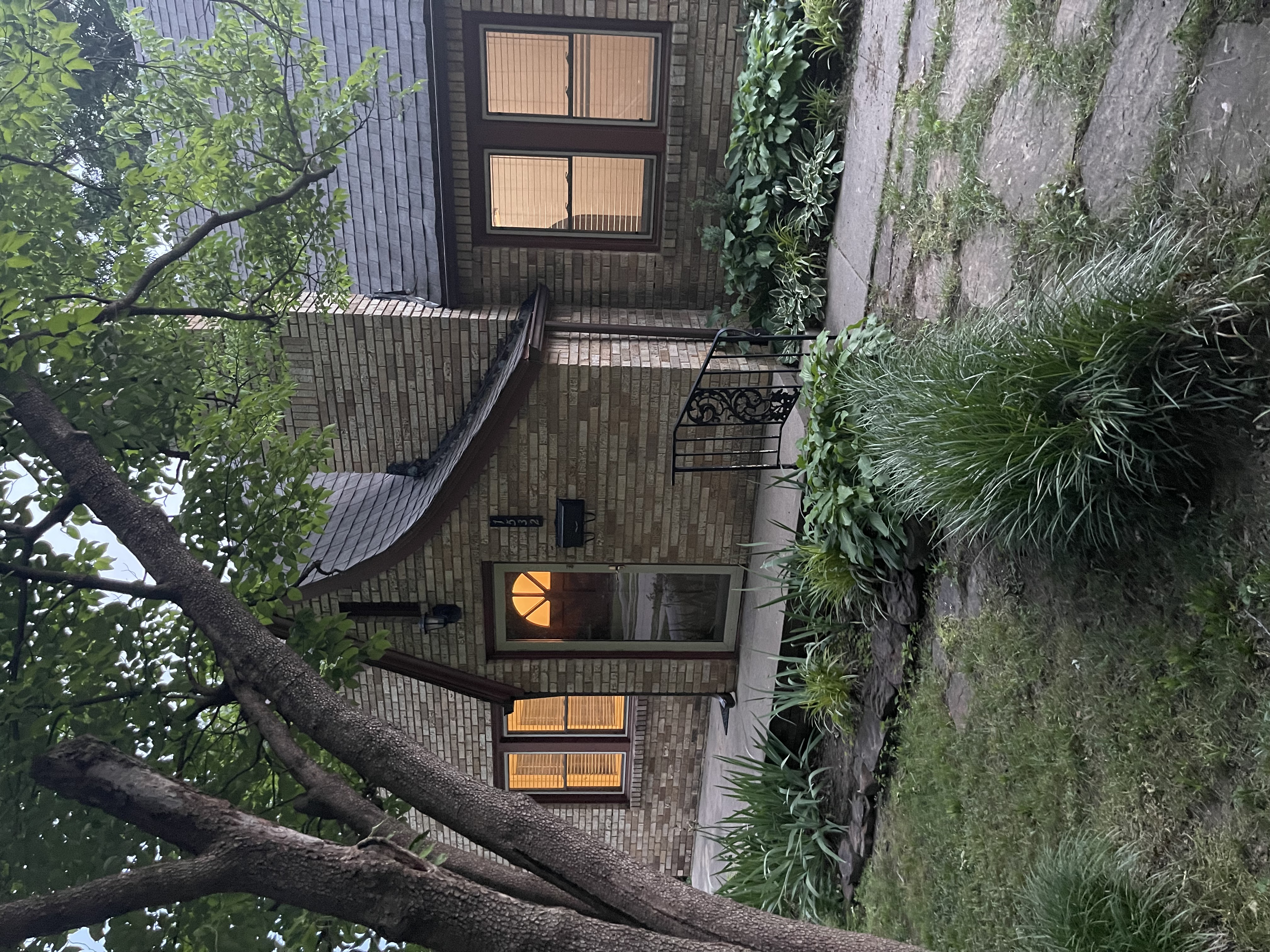 1532 S Evanston Ave