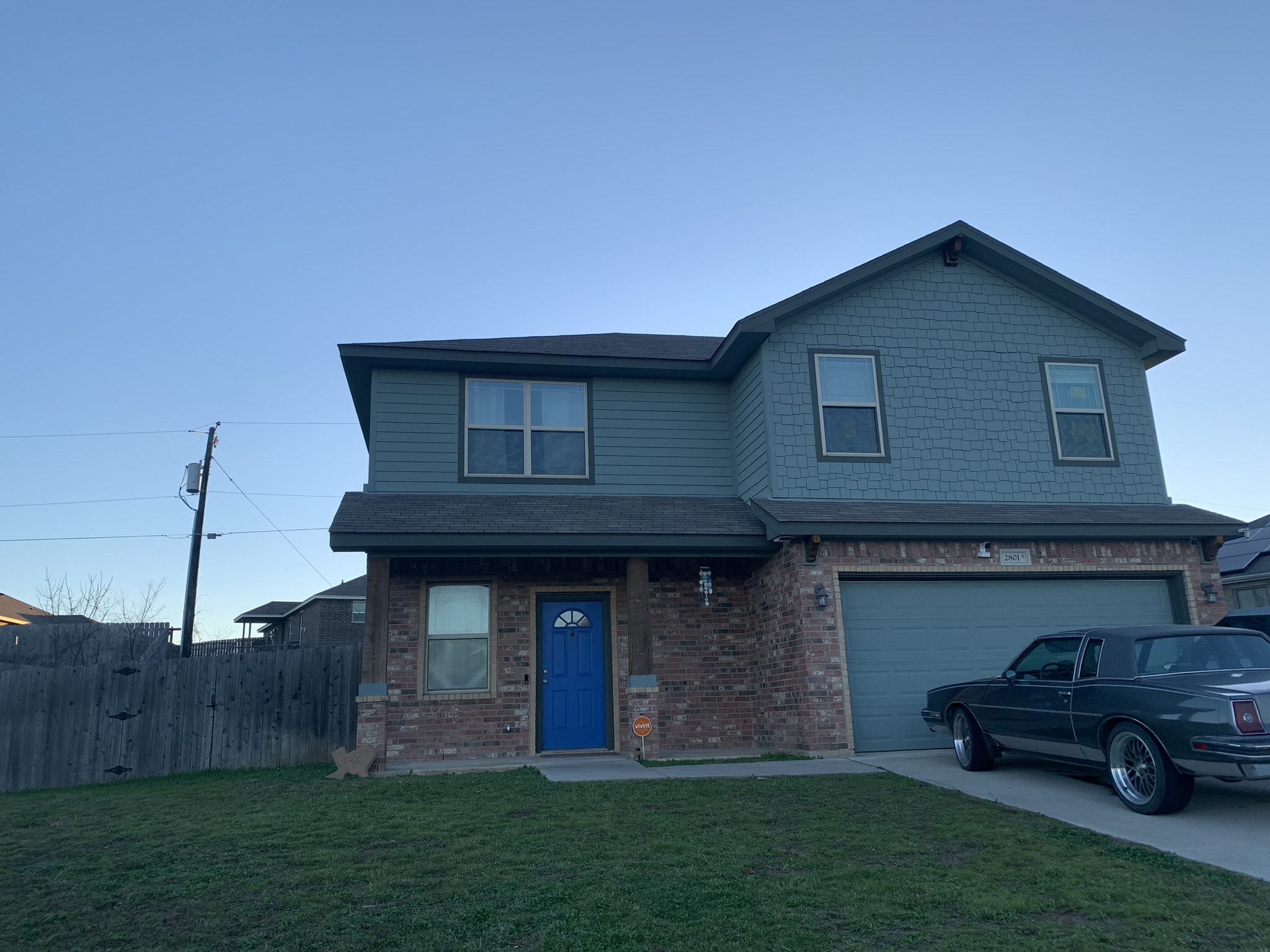 2801 Curtis Dr