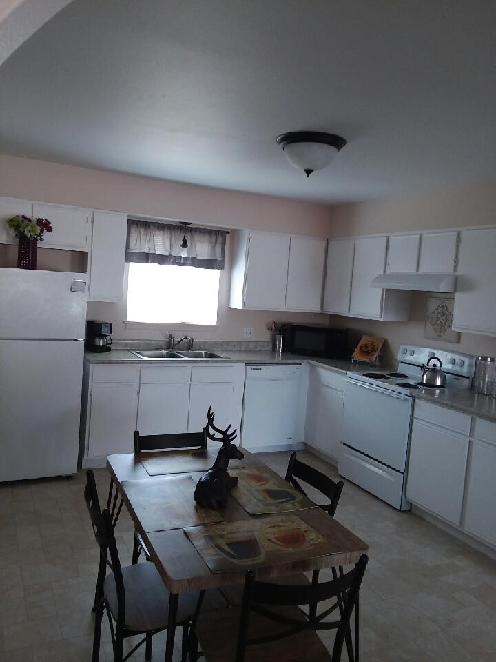 1425 Atchison Avenue