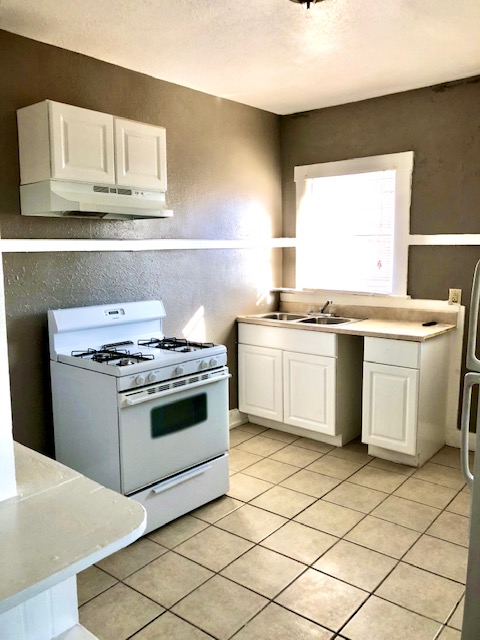 1212 Randolph Dr