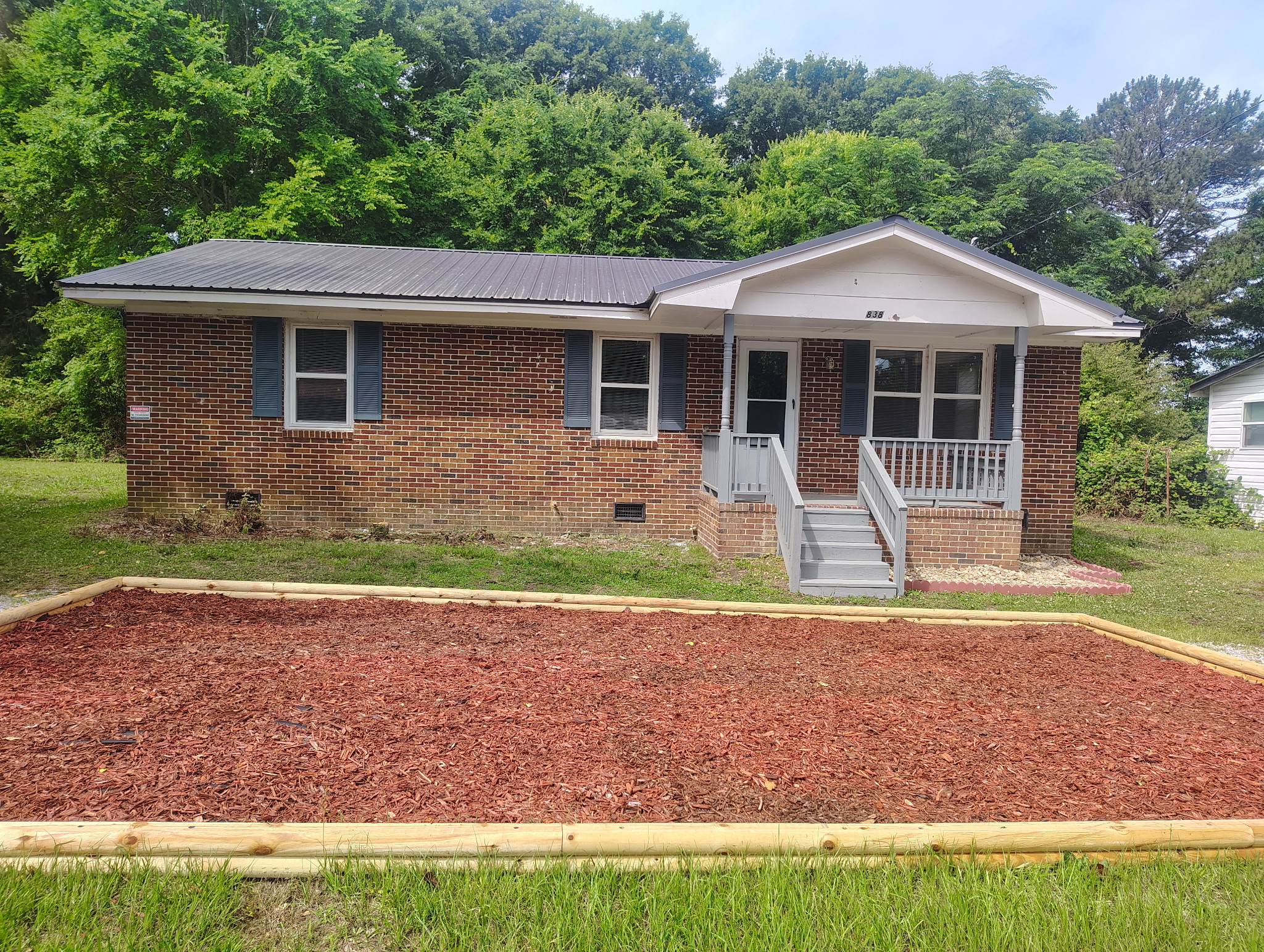 838 Lincoln Ave