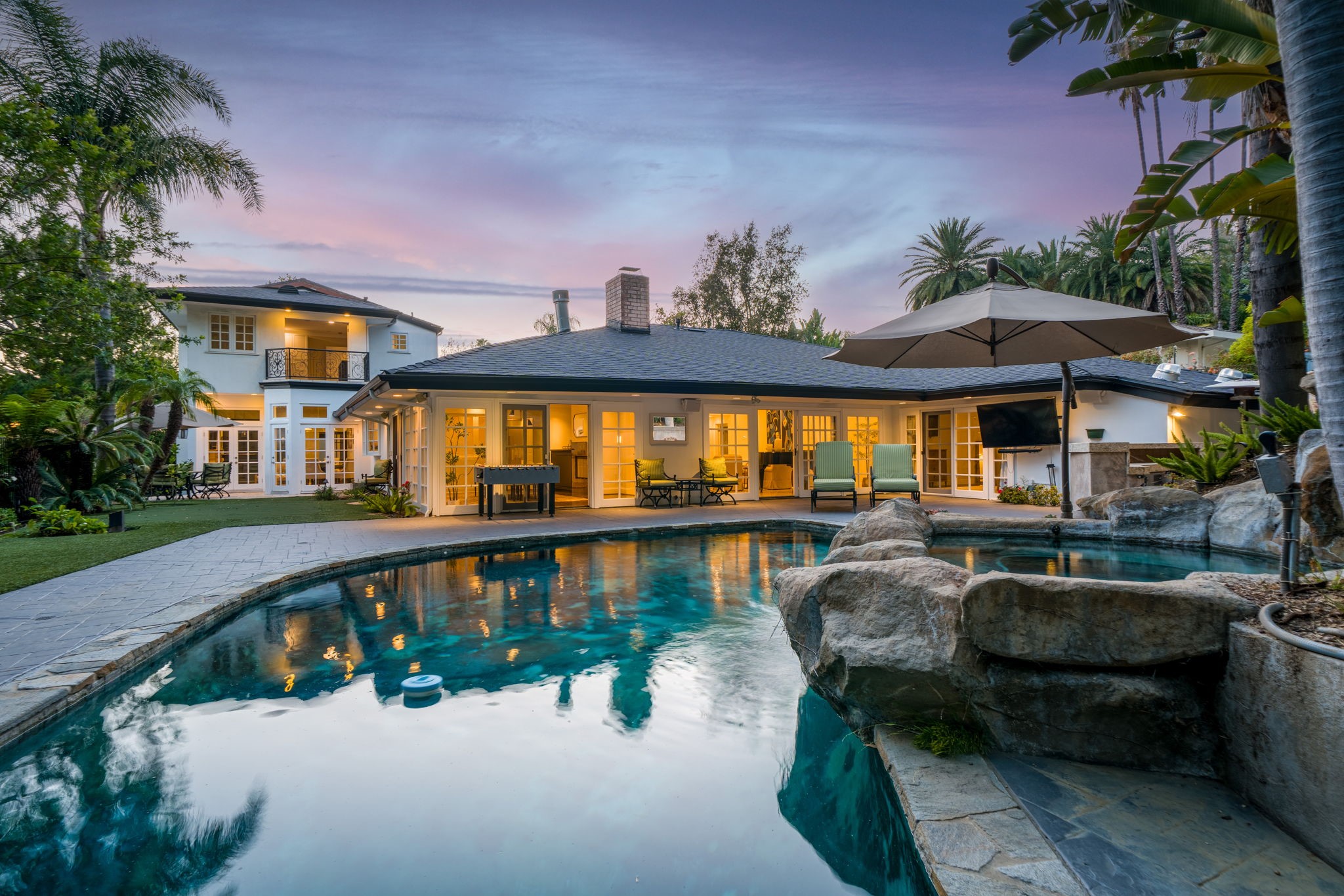 9023 Alto Cedro Dr