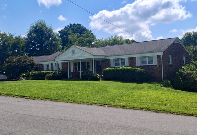 1711 McClellan Dr