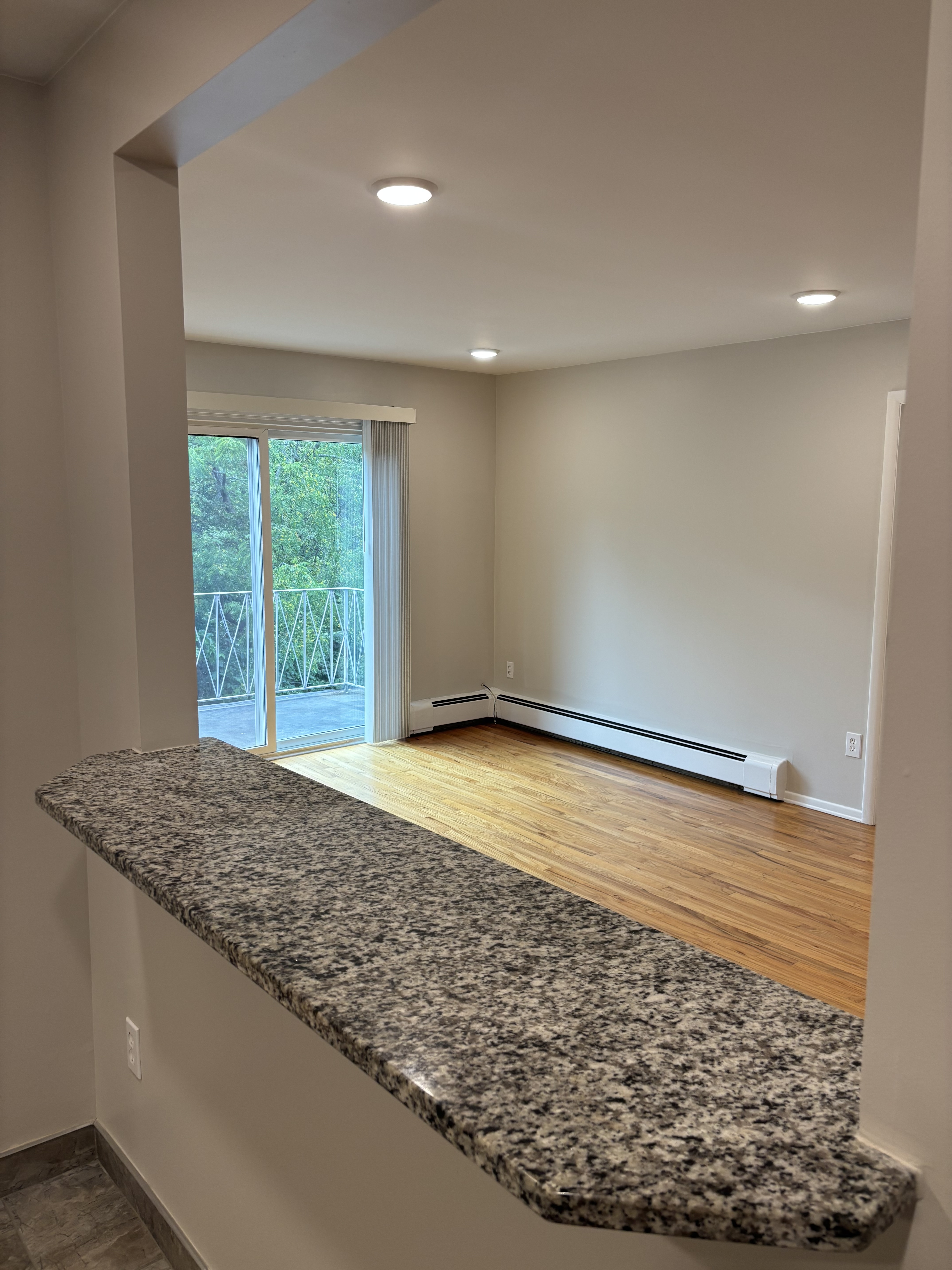 100 Orchard St