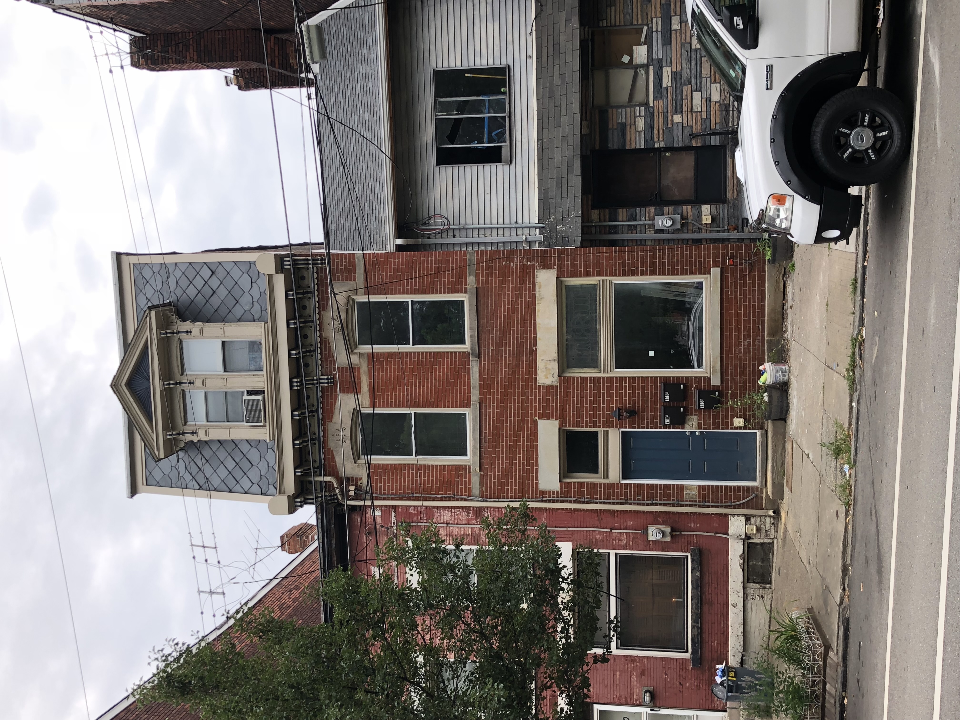 718 Cedar Ave