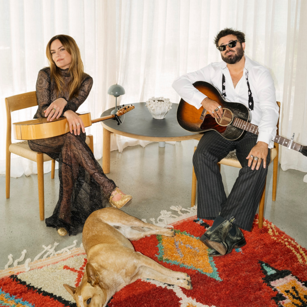 Angus & Julia Stone