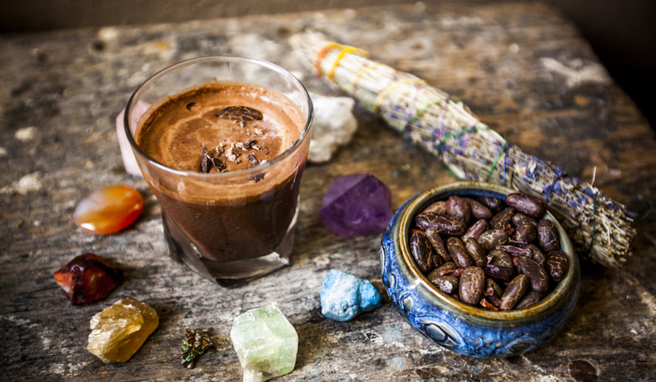 What happens in a cacao ceremony?