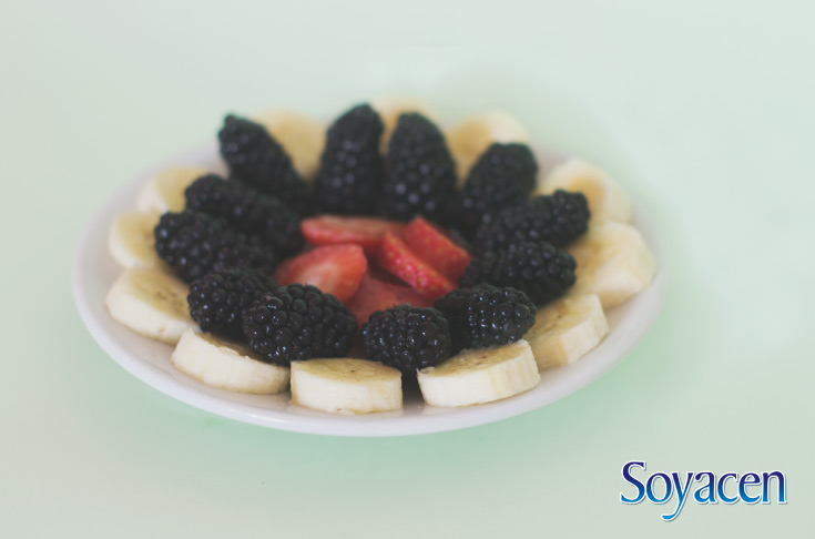Ingredientes Licuado de Soyacen con fresas.